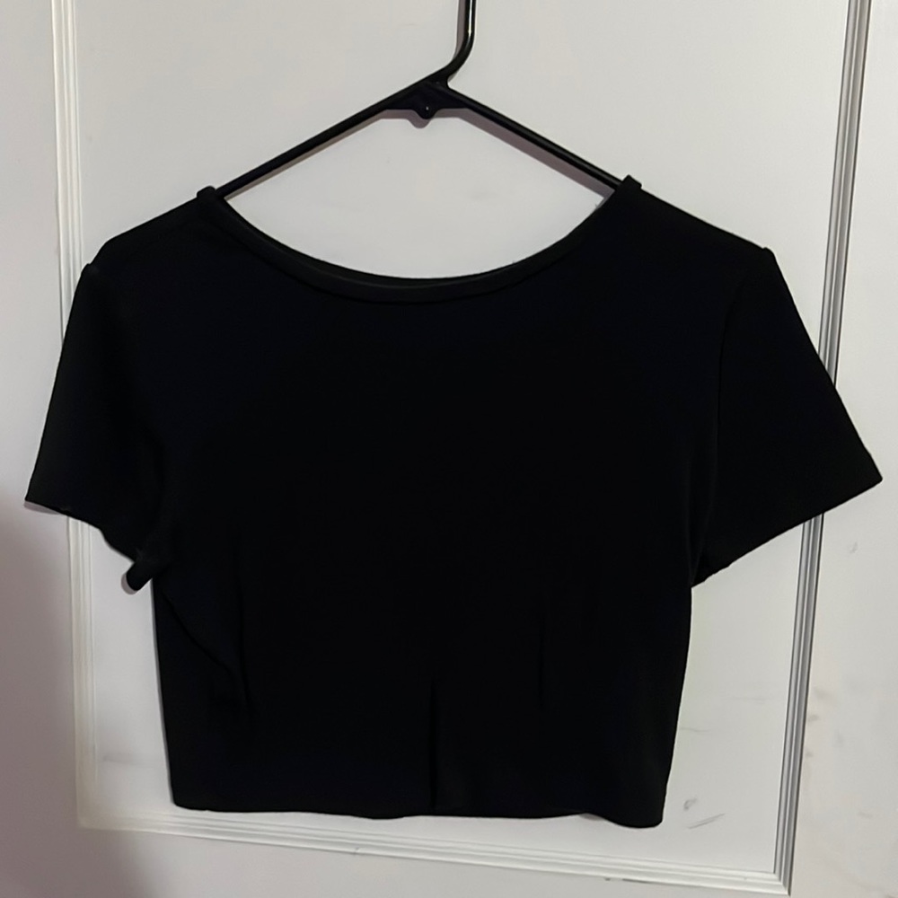 Black size large brand pac sun wild fable crop top in good condish